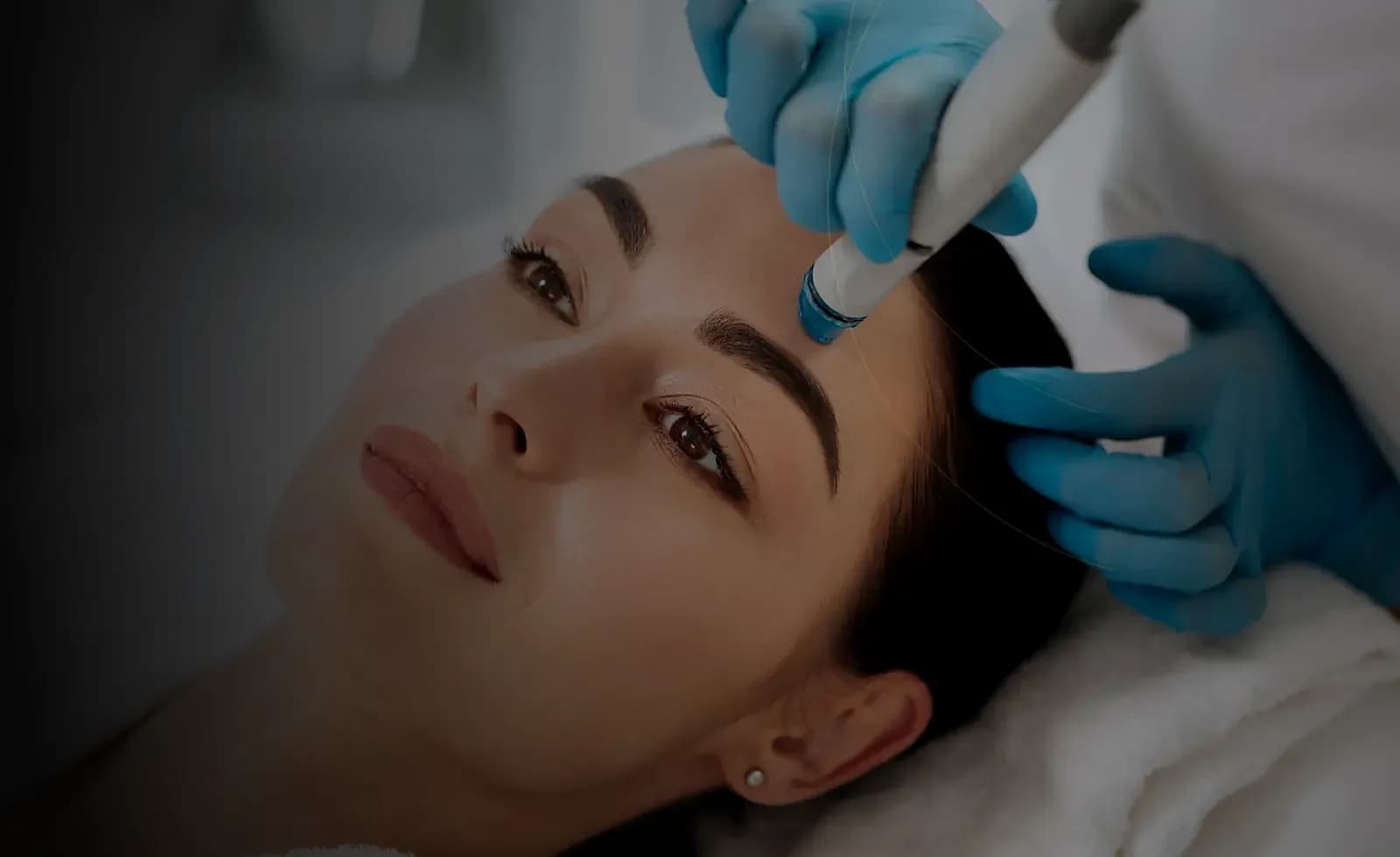 تقشير الوجه المائي (نظام Premie Derma) في دبي at Endless Beauty Clinic Dubai